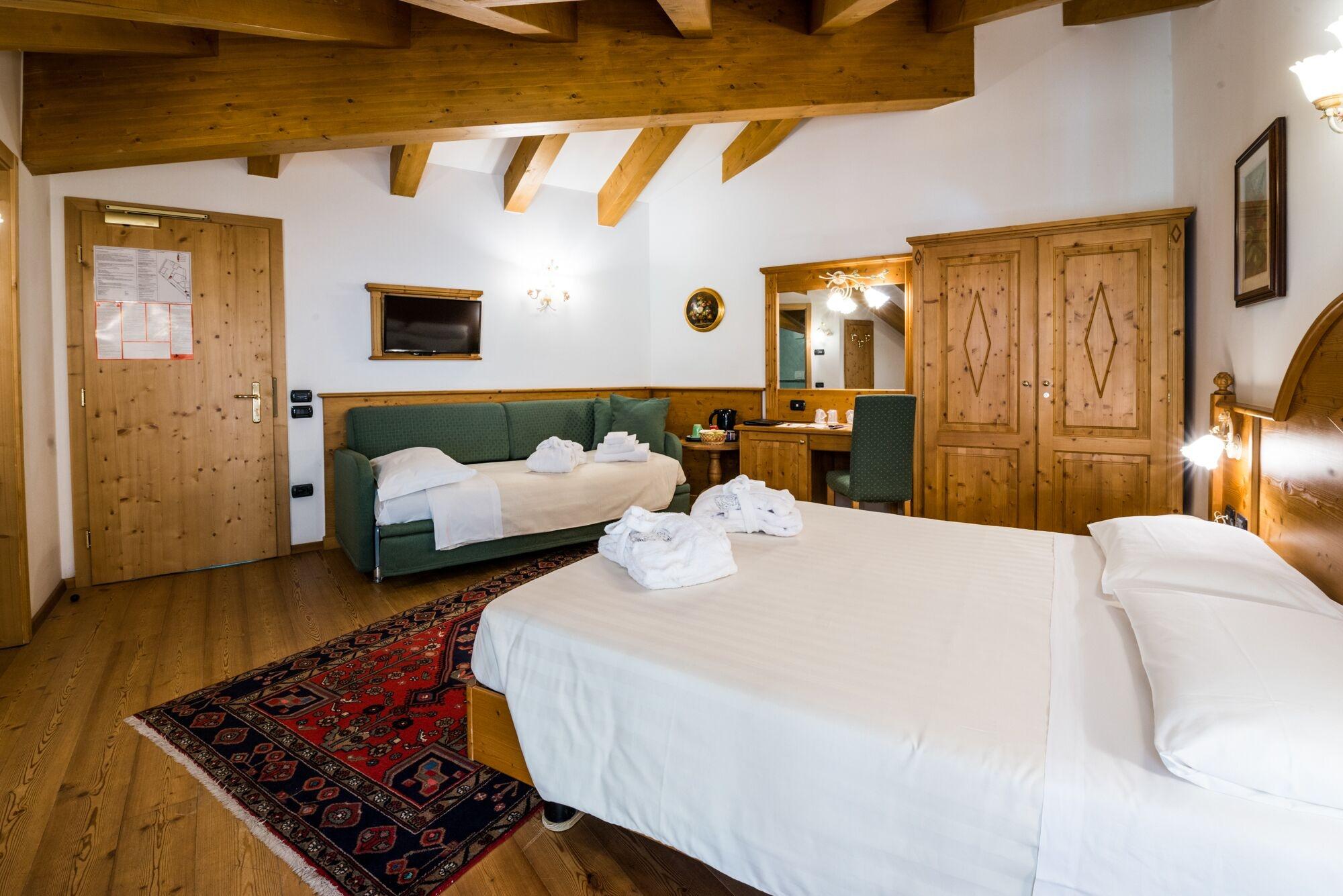 Hotel Rosa Degli Angeli ペーイオ・フォンティ エクステリア 写真